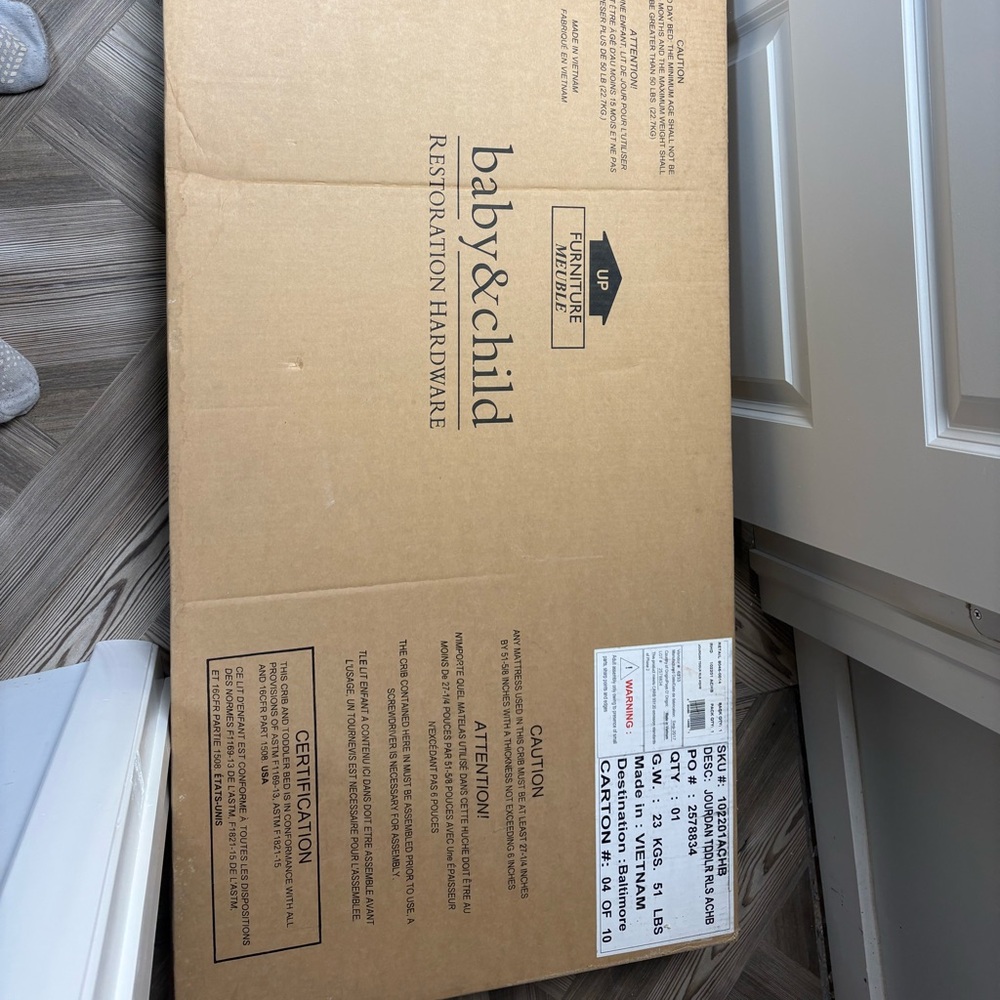 Restoration Hardware Jourdan conversion kit
Pick up only